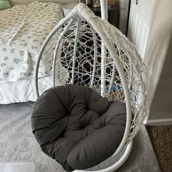 Egg Hanging Chair