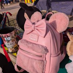 SOLD OUT EVERYWHERE Disney Parks Minnie Mouse Loungefly Piglet Pink Mini backpack