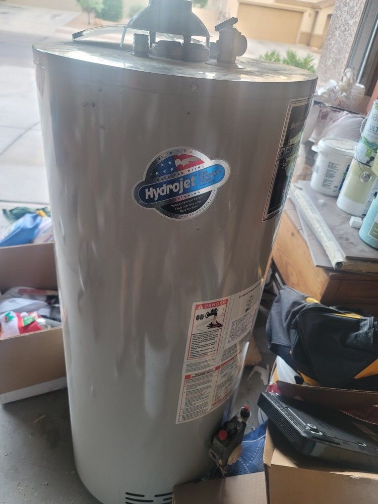 Water Heater Used for Sale in Tucson, AZ OfferUp