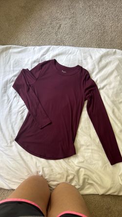 Women's Long Sleeve Athletic Top
