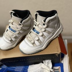 Jordan 11s