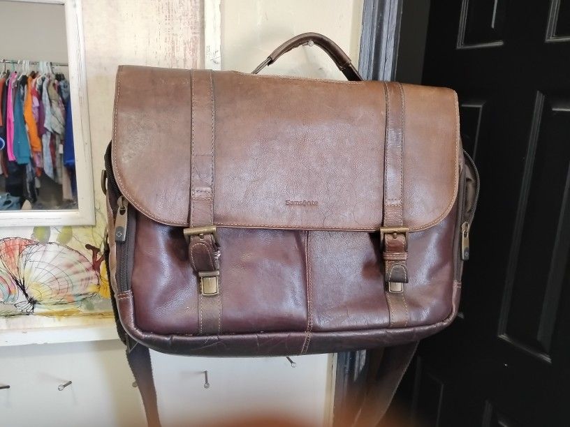 Leather Briefcase Brown