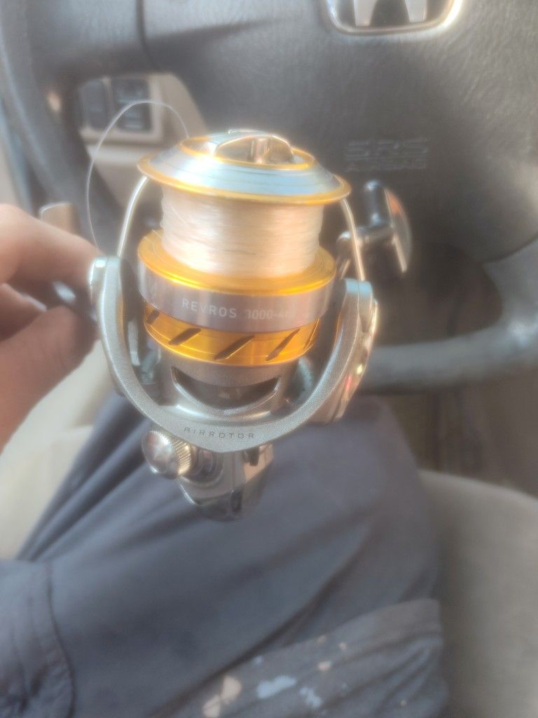 Daiwa Revros 4000 H Spinning Fishing Reel 