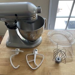 Kitchen aid 5qt Mixer