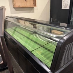 Hoshizaki Curved Glass Refrigerated Sushi Display Case  Right Side Compressor