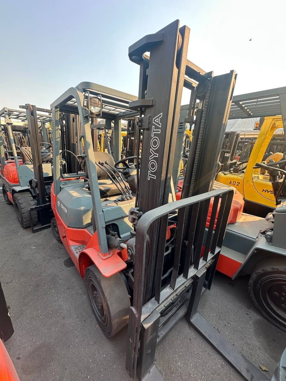Toyota Forklift Model 7, 2 stage, pneumatic, 5500 lbs