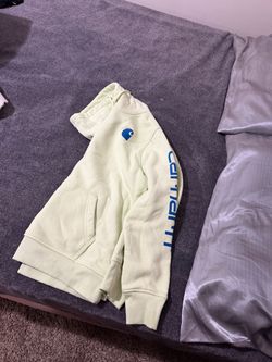 Women’s Carhartt Hoodies