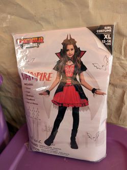 Vampire girl 12/14