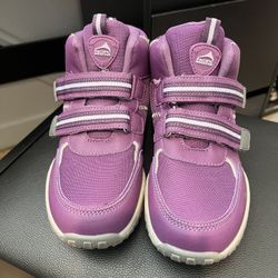 Pacific Mountain Oslo Kids Hiking Boot; Size 4