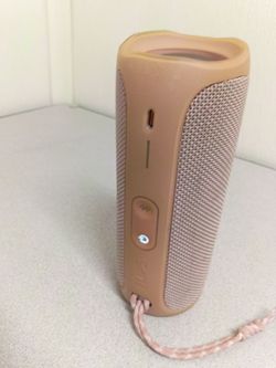 Jbl pink color flip 5