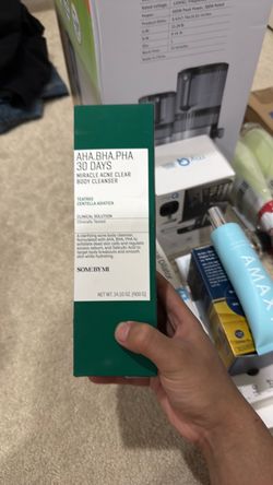Some By Mi AHA BHA PHA 30 Days Miracle Acne Clear Body Cleanser