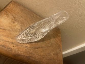 Shoe. Made out of clear crystal(.New) see Appreciate The Full Beauty