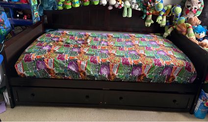 Dark Brown Twin Daybed with Storage Drawers mattress included