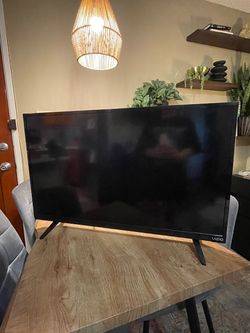 32” VIZIO TV
