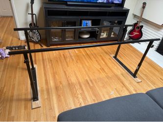 Adjustable parallel bars
