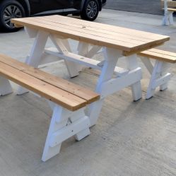 Custom Made Picnic Tables. 