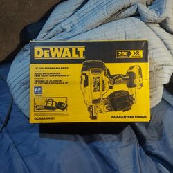 Dewalt 15 Degree Coil Roofing Nailer
