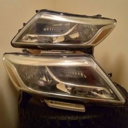 2013-2017 Nissan Pathfinder Headlights