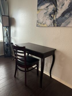 Table And Chair 