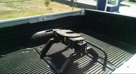 NEED A TOW HITCH? Trailer have issues or need to tow a trailer.or boat? I GOT IT HANDLED!!....