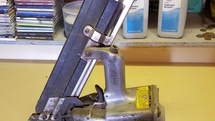 PASLODE NAILER NAIL GUN