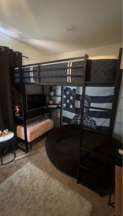 Full size loft bed