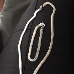 Silver snake necklace and bracelet