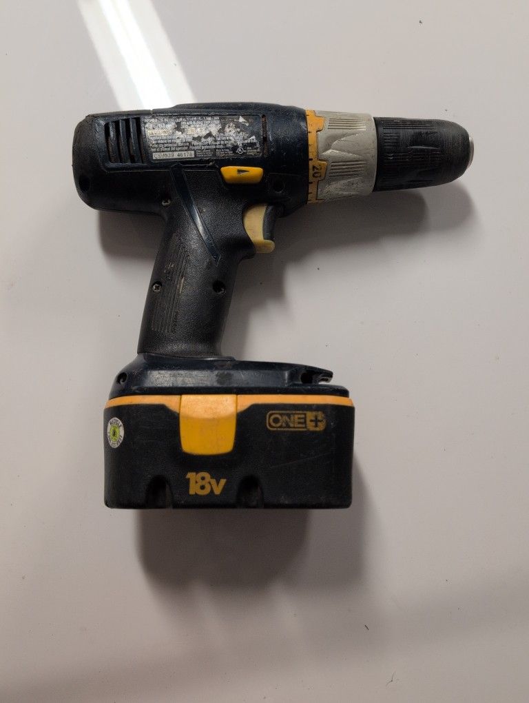 18V ONE+™ Drill Kit P204 18 volt With Ni-cad Battery One+ Battery