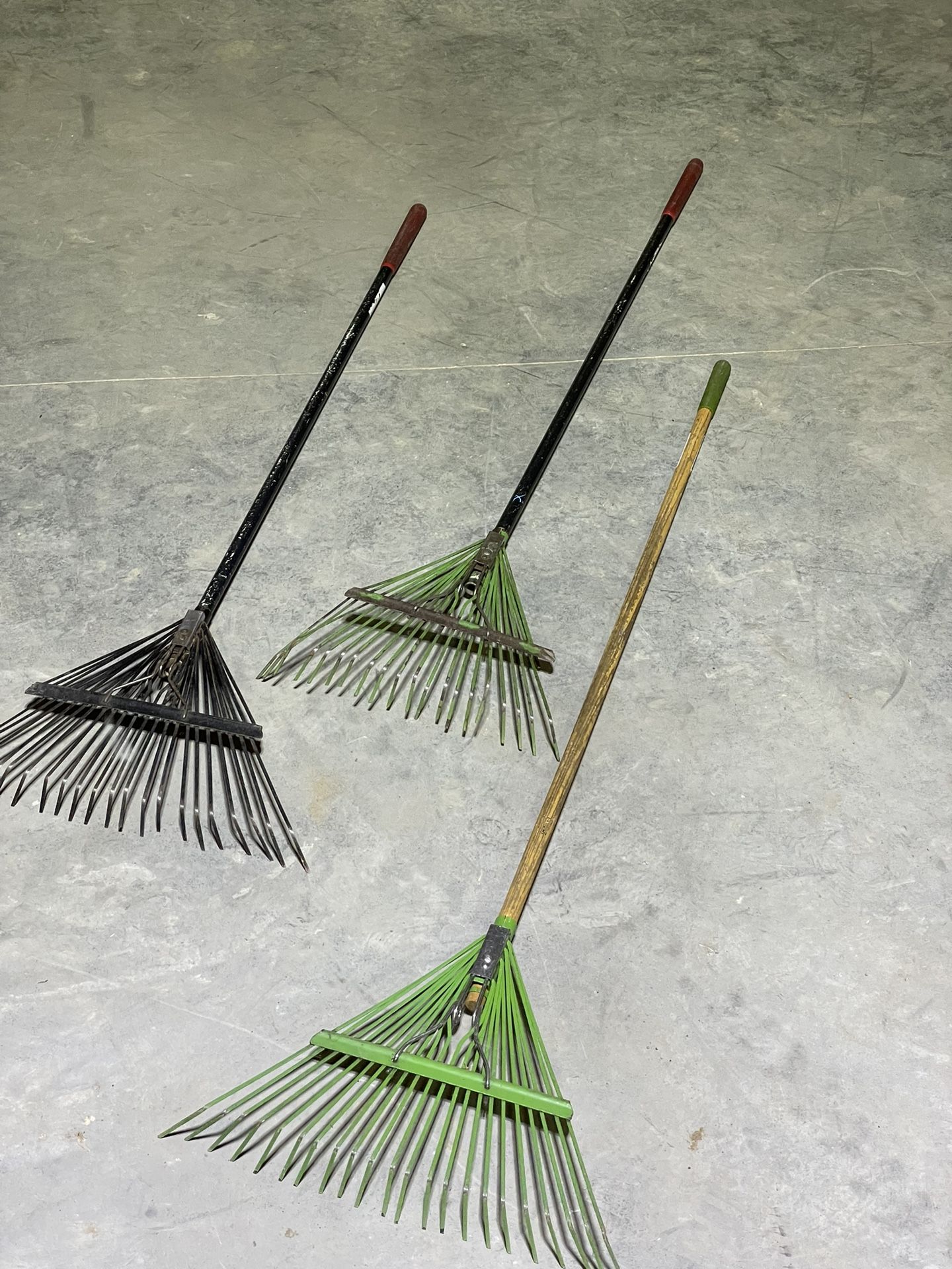 2019 Metal Lawn Rakes
