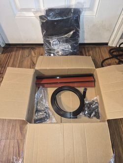 Magnetic screen mesh