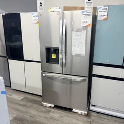 LG Stainless Steel Refrigerator With Two Ice Makers🔥FINANCING AVAILABLE 101 DAYS 0% INTEREST