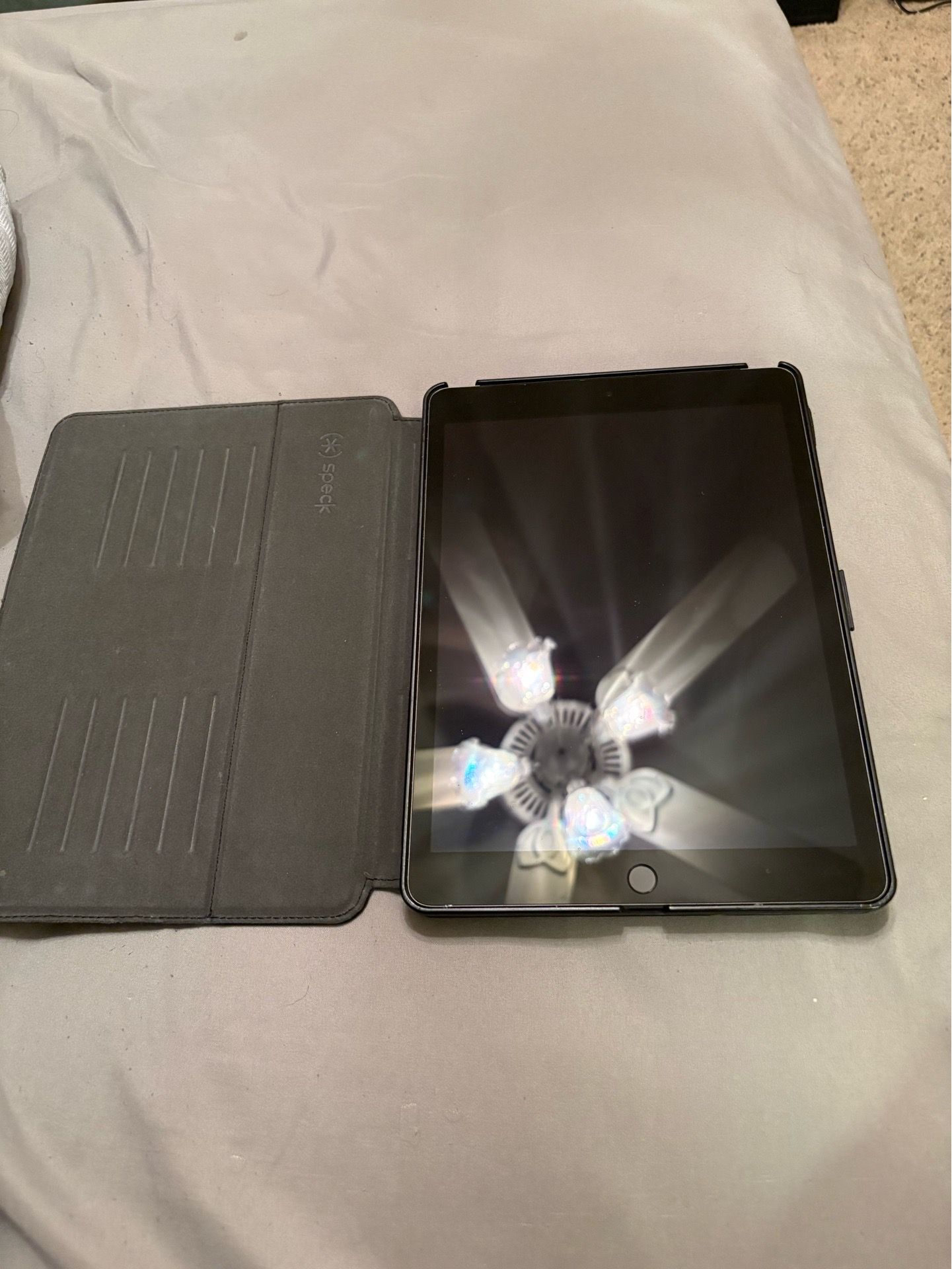 9th gen iPad 64gb
