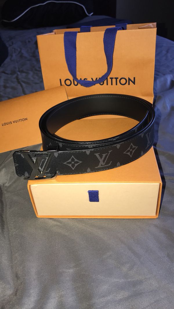 Authentic reversible Louis Vuitton belt 105 for Sale in Mukilteo, WA - OfferUp