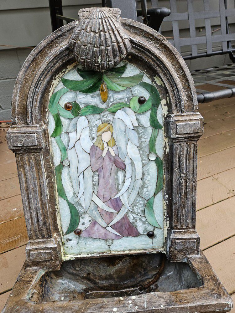 Stained Glass Angel Fountain