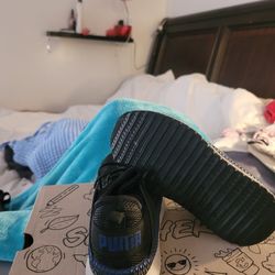 Puma Boy Shoes Make Offer