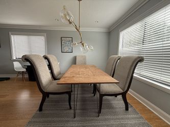 5 Elegant Dining Chairs – Beige Upholstered – Must Go