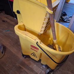 Mop Bucket 