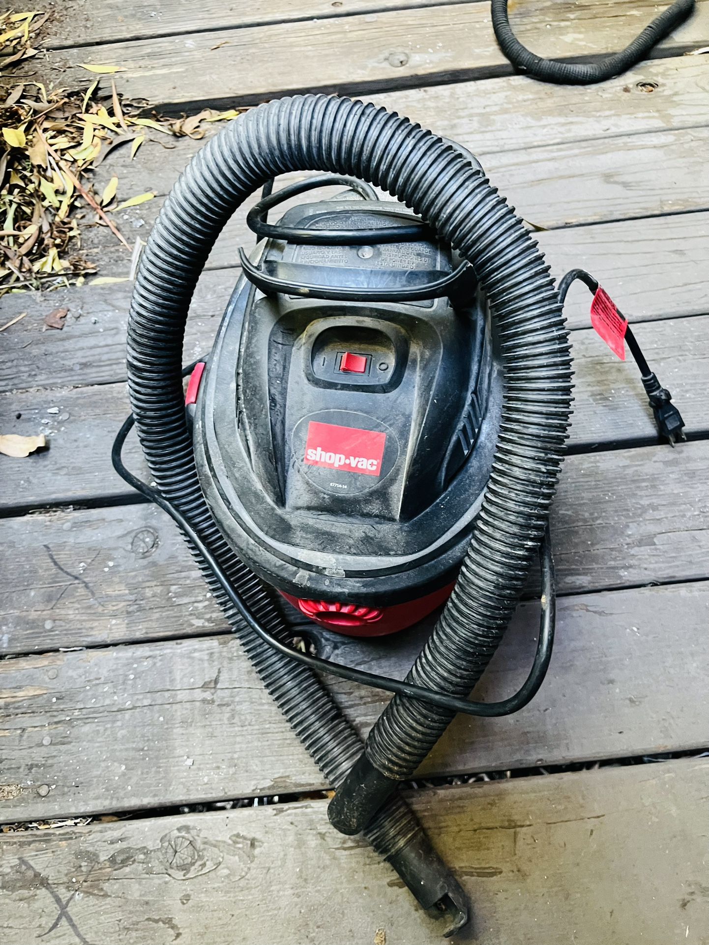 Shop-Vac 5 Gallon 2.5 Peak HP Wet/Dry Vac