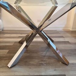 Glass Dinning Room Table 