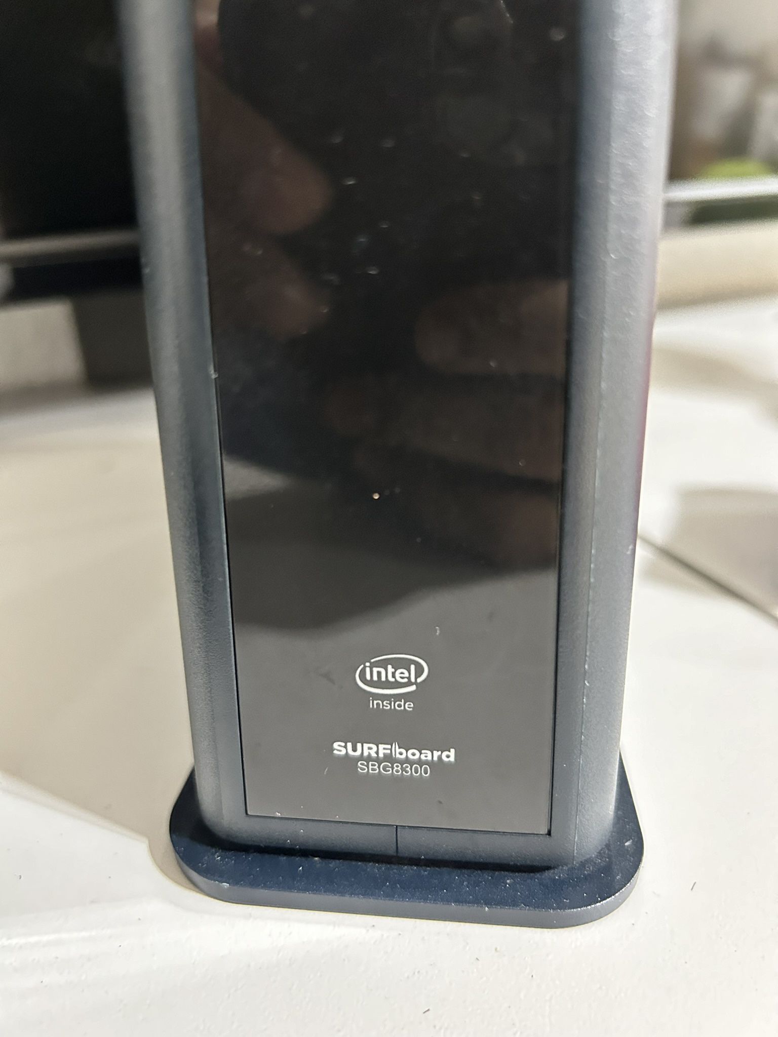 Modem & Router ARRIS SURFboard SBG8300 DOCSIS 3.1 1 Gbps