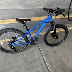 Giant STP 24 FS Azure Blue