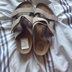 BRAND NEW Birkenstock Clogs