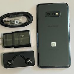 Samsung Galaxy S10e , 128GB  , Unlocked  for all Company Carrier ,  Excellent Condition Like New 
