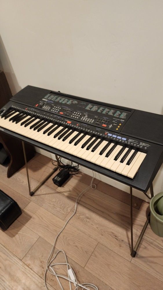 Yamaha PSR 500 Keyboard