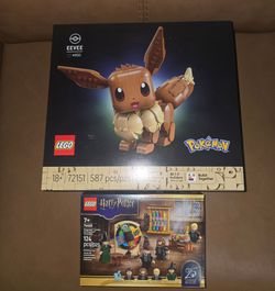 LEGO Pokémon Eevee and LEGO Harry Potter Hogwarts Castle
