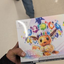 Prismatic Evolution Trainer Box 