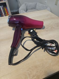 Infiniti/conair blow dryer in chandler
