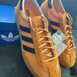 Adidas Spezial Sz 9.5M