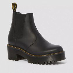 ROMETTY WYOMING LEATHER PLATFORM CHELSEA BOOTS