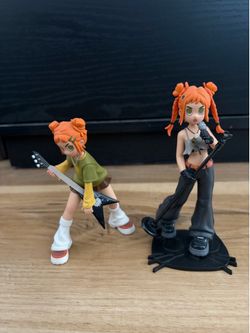 Peach Riot figurines